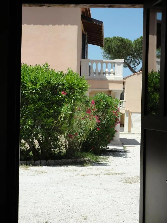 Residence Playa Del Sol Saint-Tropez Aparthotel